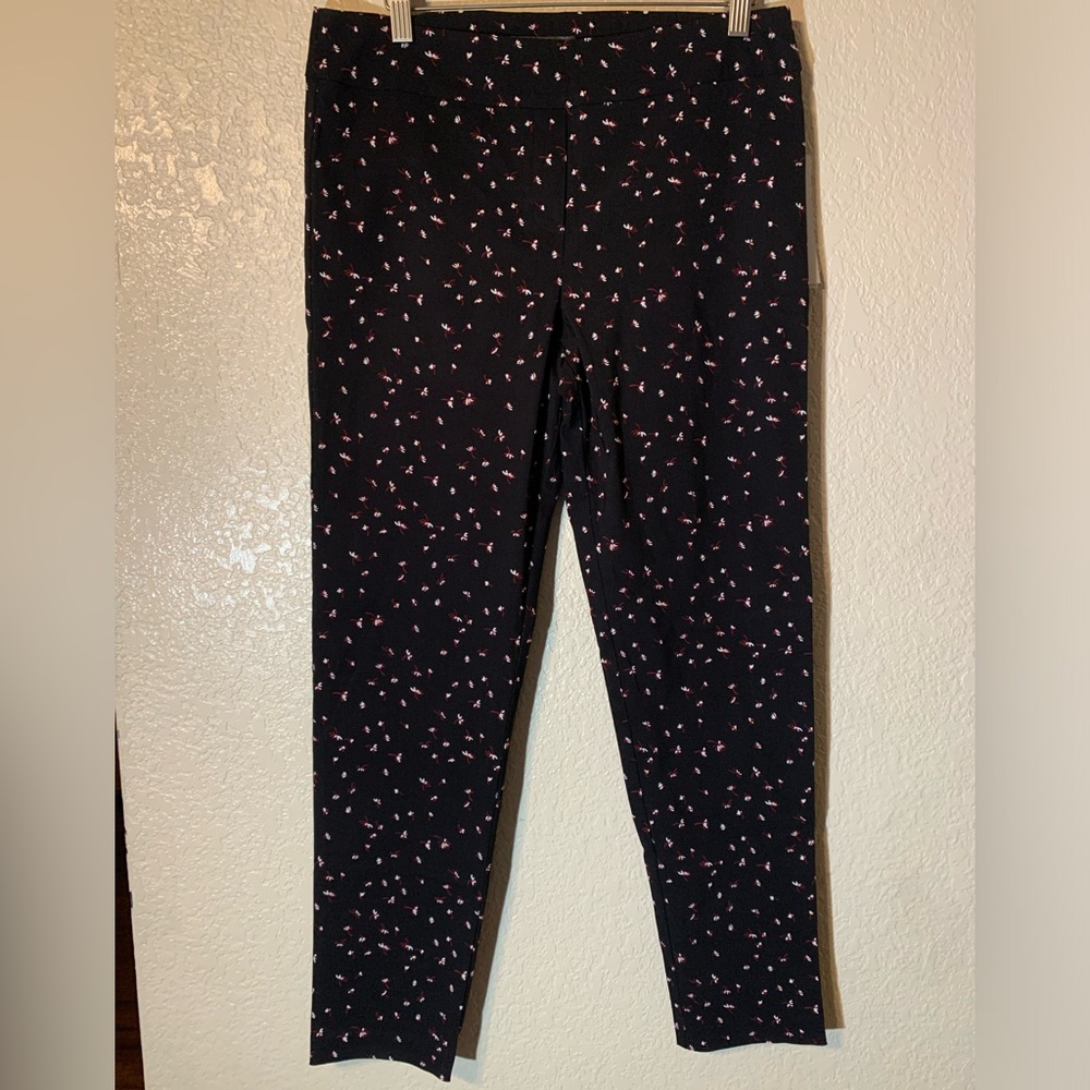 Margaret M Pull-on Straight Leg pants